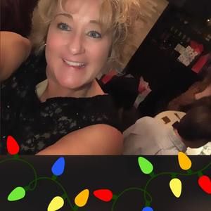 Meet your Posher, Denise